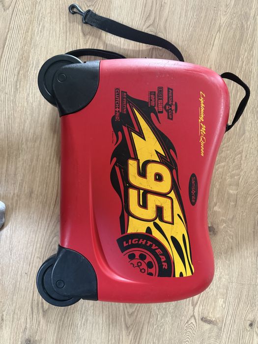 Vand troler Samsonite cu Lightning McQueen