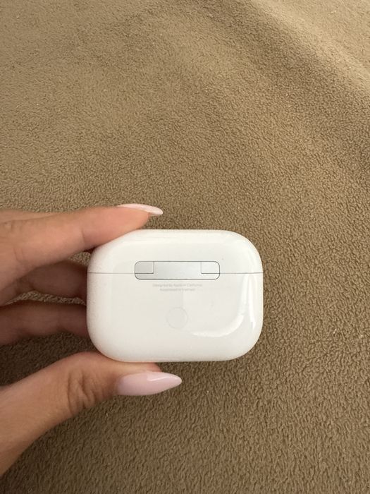 Кейс AirPods pro