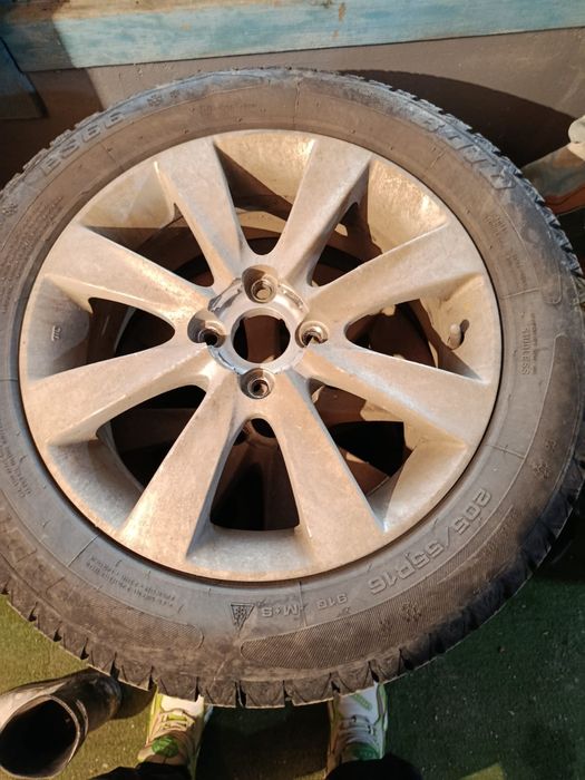 Продам 4 колеса в сборе зима лета