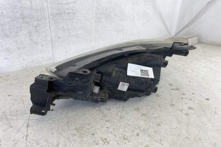 Десен фар Оригинален Лед Мазда / Mazda CX-5 [Оригинален десен LED фар