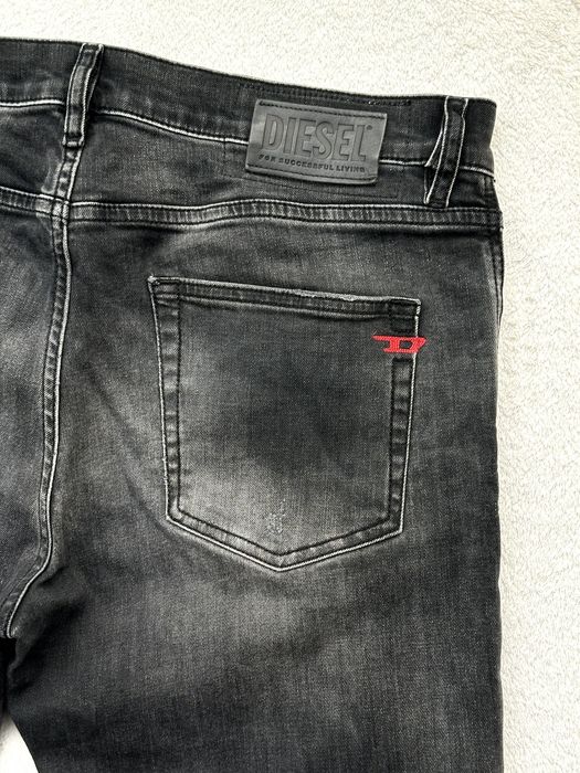 Мъжки дънки Diesel (D-Strukt Slim Fit) - размер W33 / L34, Отлично състояние