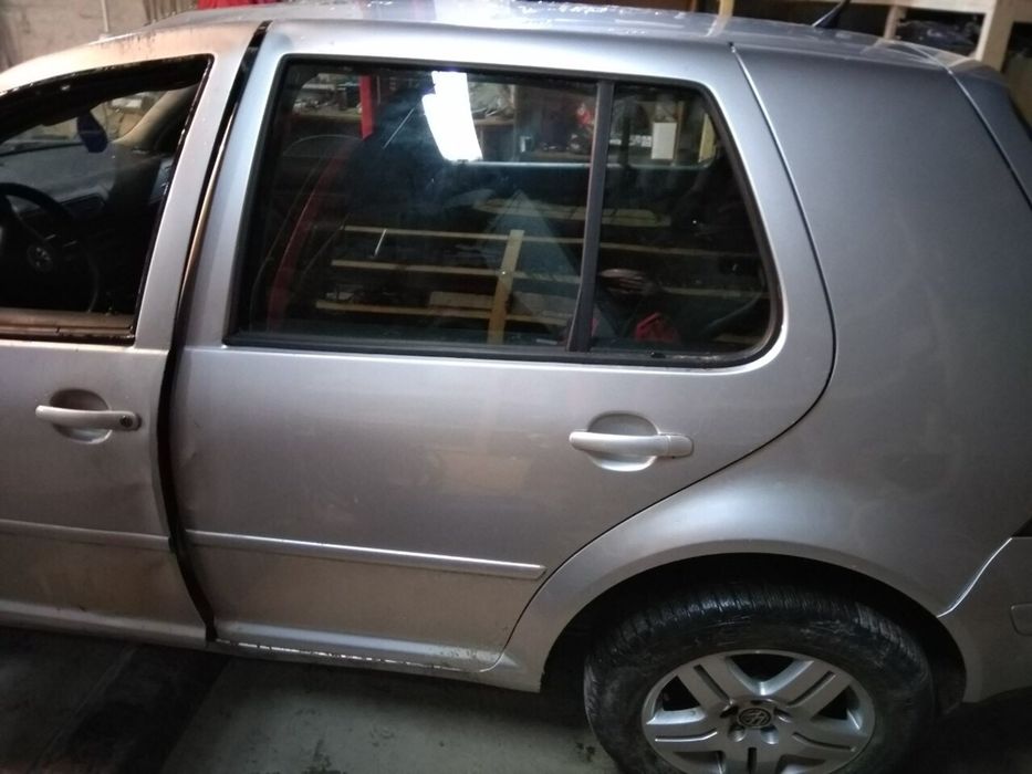 Голф 4 1.6 sr 101 akl на части