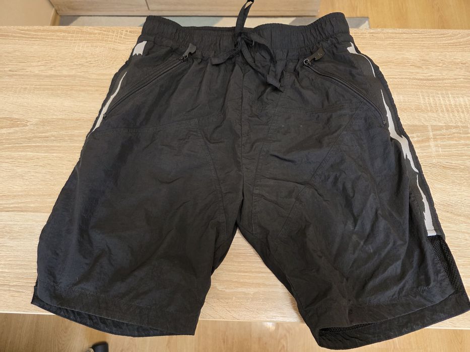 Luda Side Split Shorts