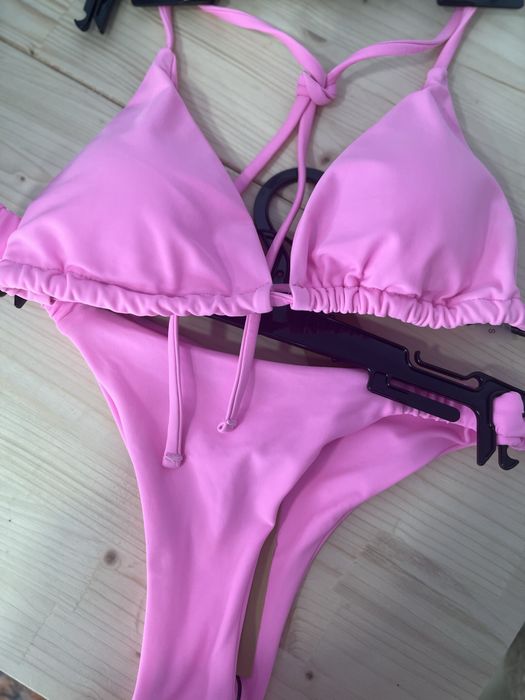 Дамски дрехи на едро от затворил магазин