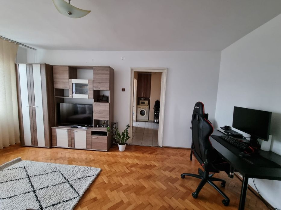 Inchiriez apartament cu 2 camere in cartierul Manastur