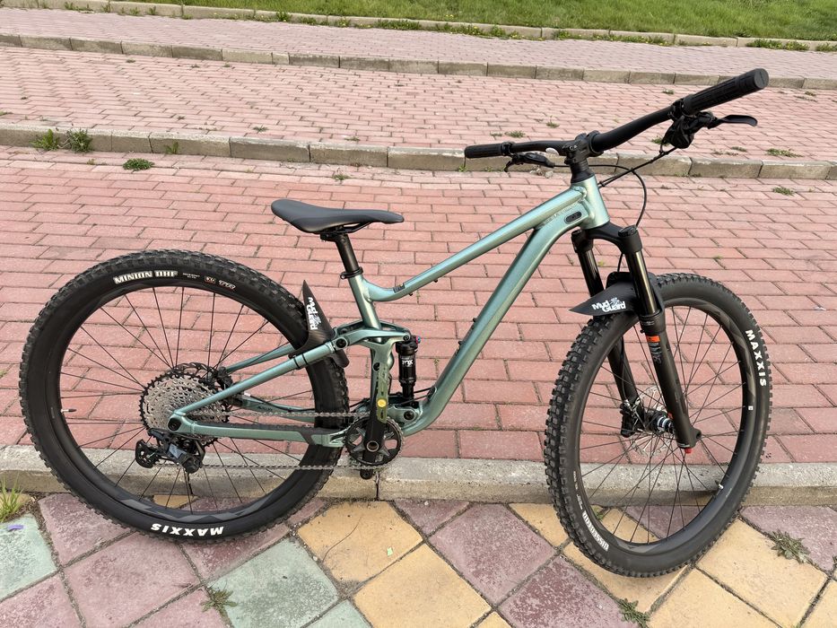 Продам giant stance 2  2024 года