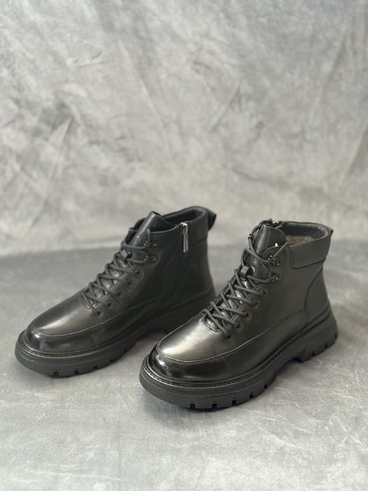 Продам ботинки мужские