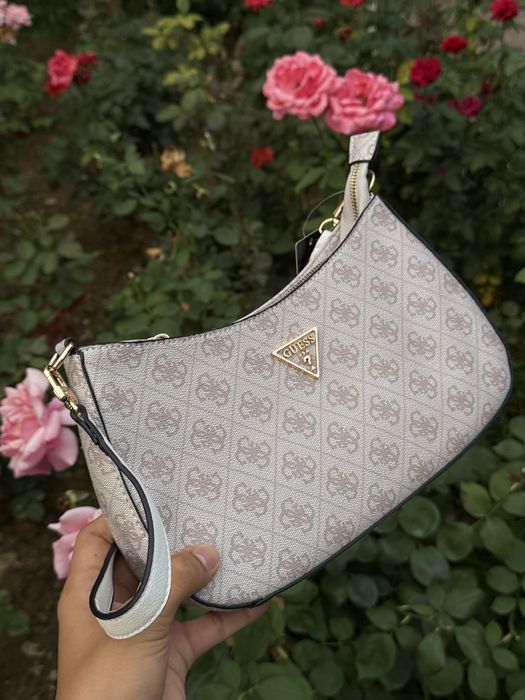 Сумка Guess в 4 цветах