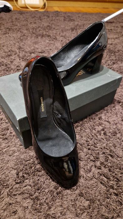 Pantofi negri marimea 36