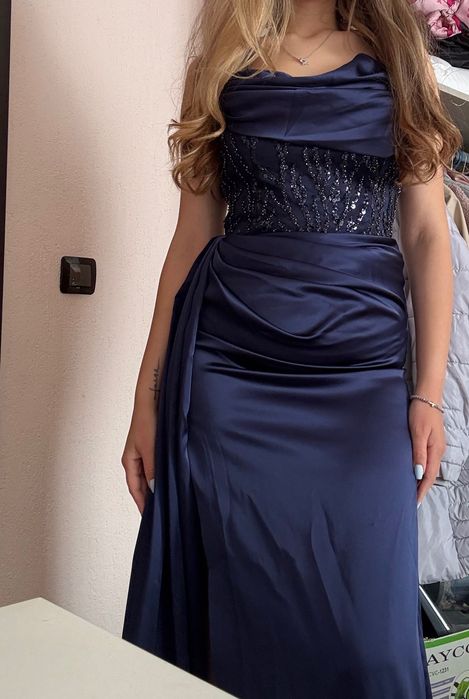 Дамска официална рокля Trendyol