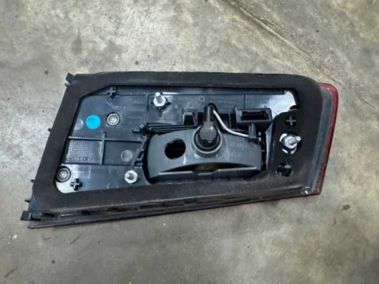 Stop stanga haion BMW seria 5 G30 / F90 cod