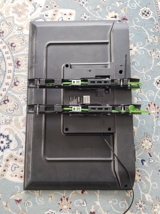 ТВ жк Филипс диагональ 80 smart