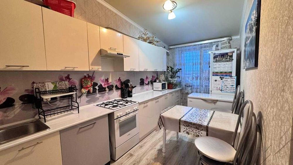 продам 2 комнатную на юбилейном