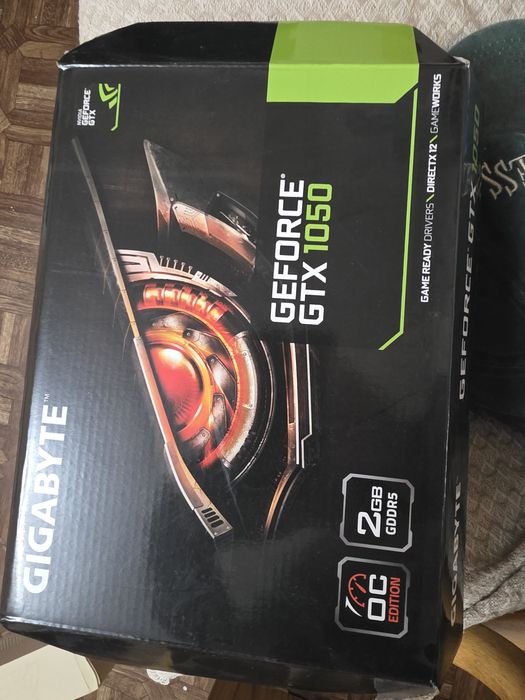 Видео карта GTX 1050, новая