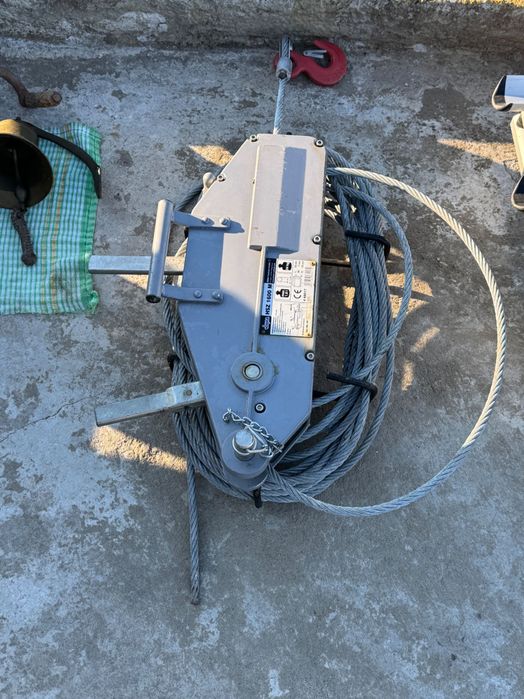 Продавам ръчна лебедка