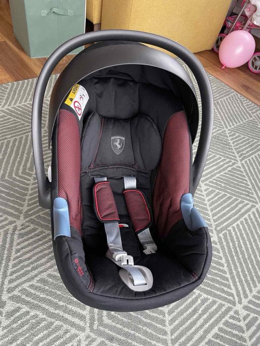 Столче за кола Cybex Aton M i-Size Ferrari Victory Black