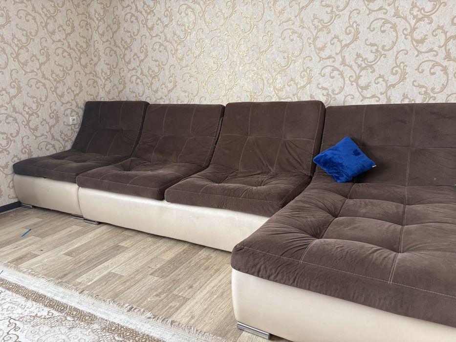 Продам диван! Срочно!