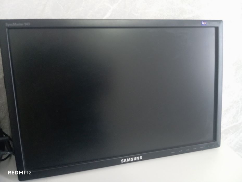 Продам монитор Samsung