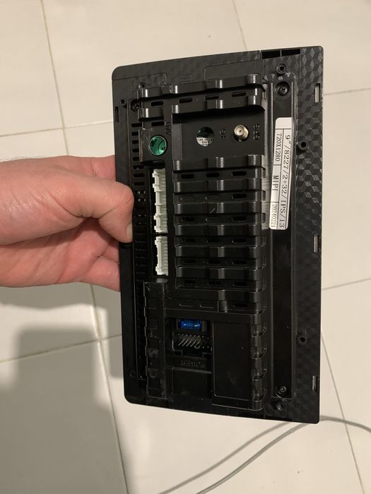 Андроид мултимедия 9 инча с проблем