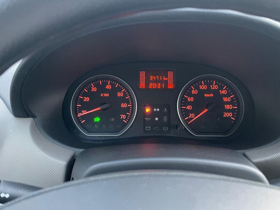 De vanzare exemplar dacia logan 1.4 mpi   Km 34.000 de mii reali