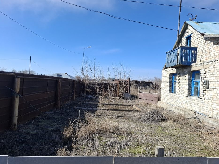 Продам дом в посёлке Аксу