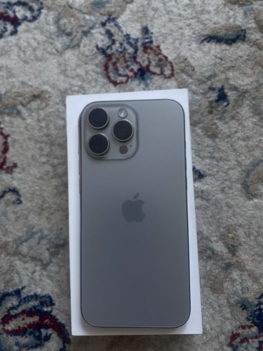 Айфон 16 про макс 256гб сереб