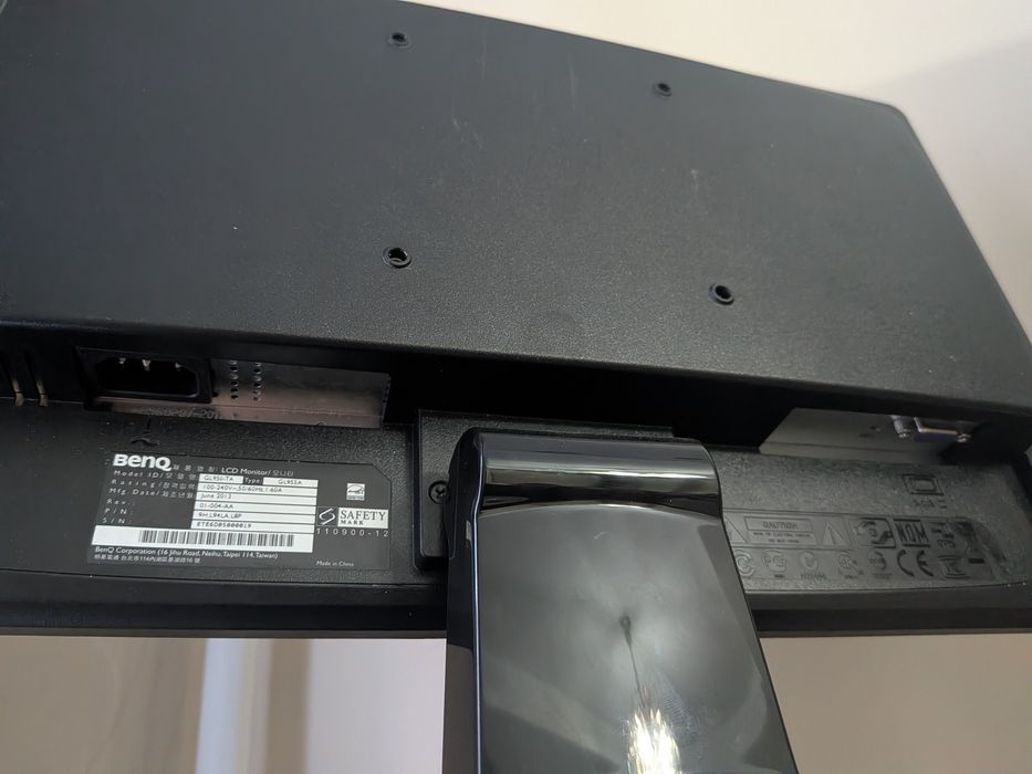 Монитор vga выход
