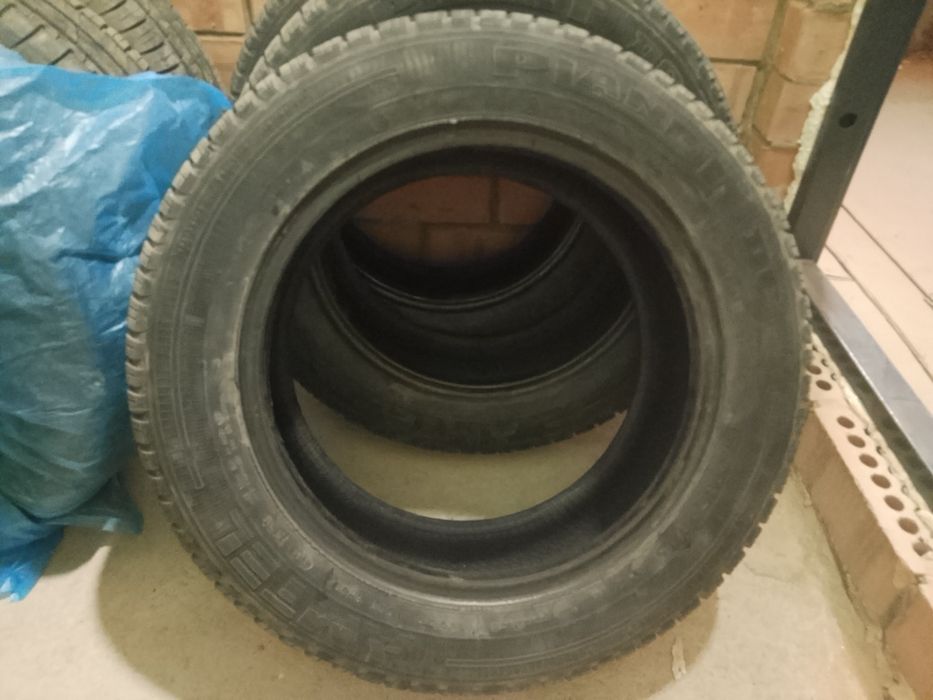 Продам резину 185х65 R15