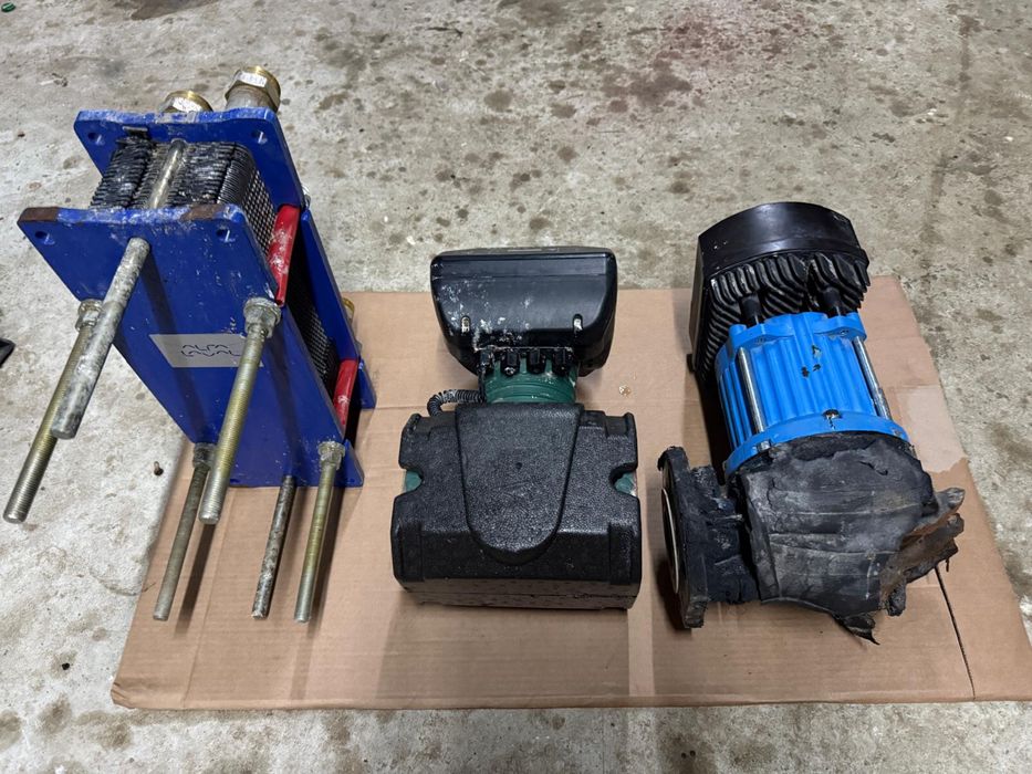 Pompe recirculare + schimbator Caldura