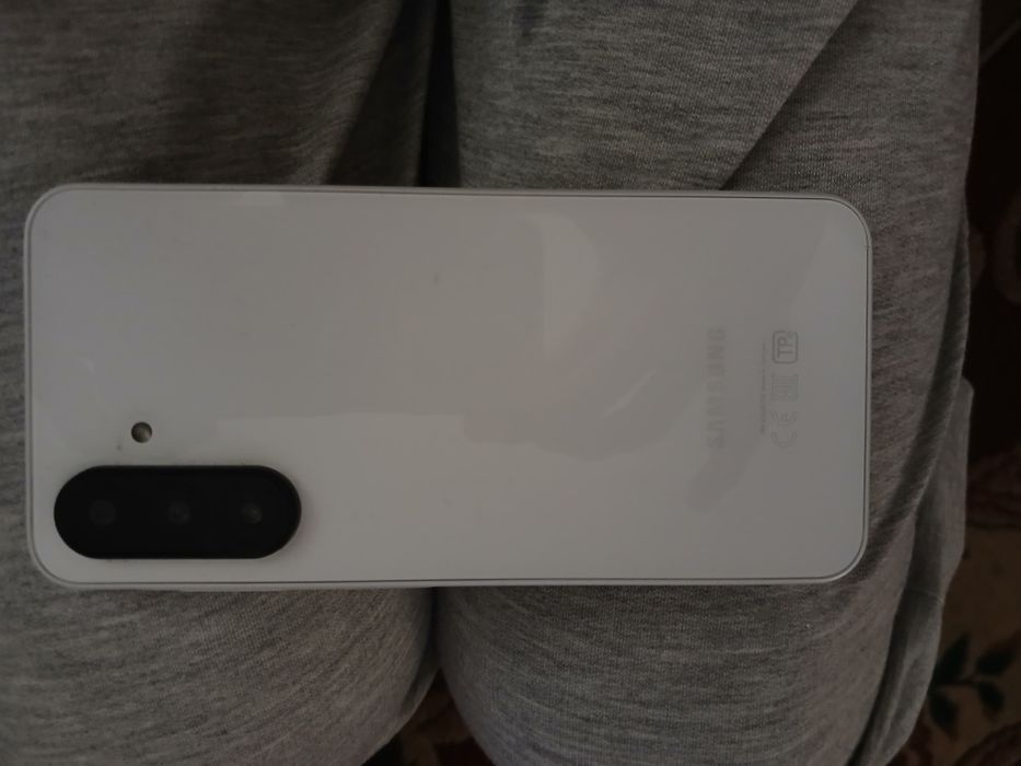 Samsung A26 5G с каробкой