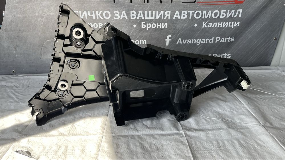 Ляв държач за броня BMW X2 (2018-2023)