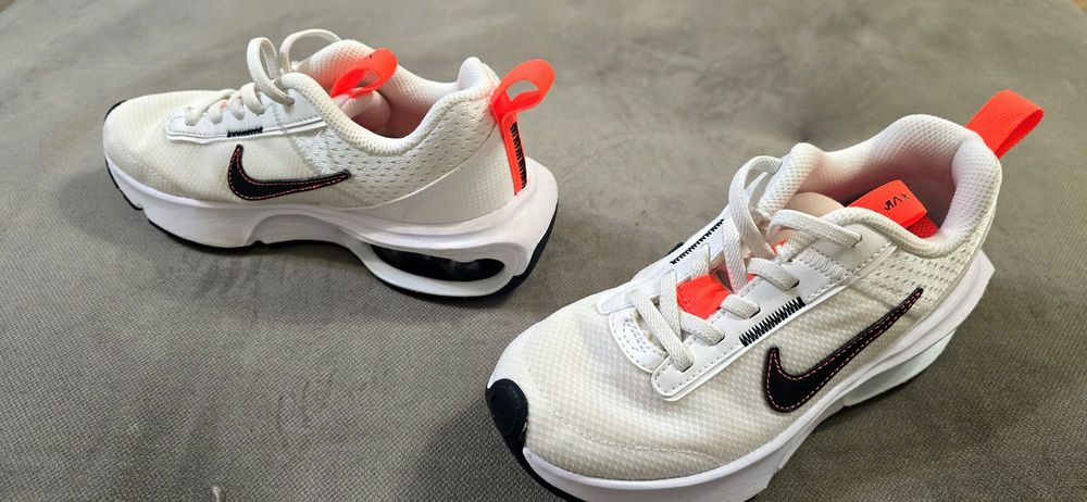 Nike Air Max Intrlk Lite