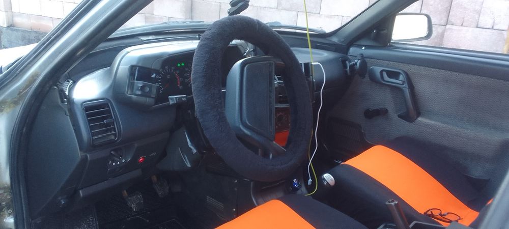 Продам хороший автомобиль