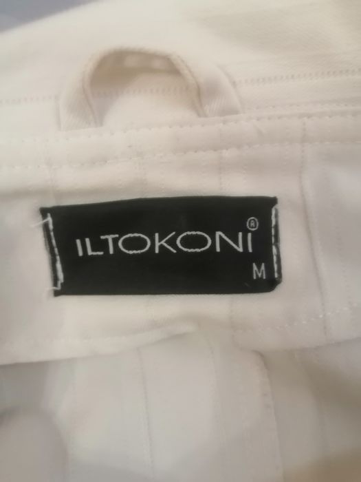 Дамско палто цвят шанпанско