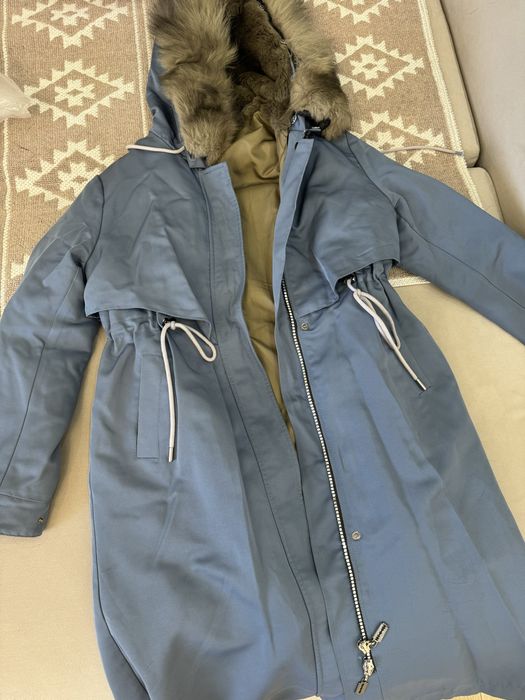 Продам парку теплую на зиму