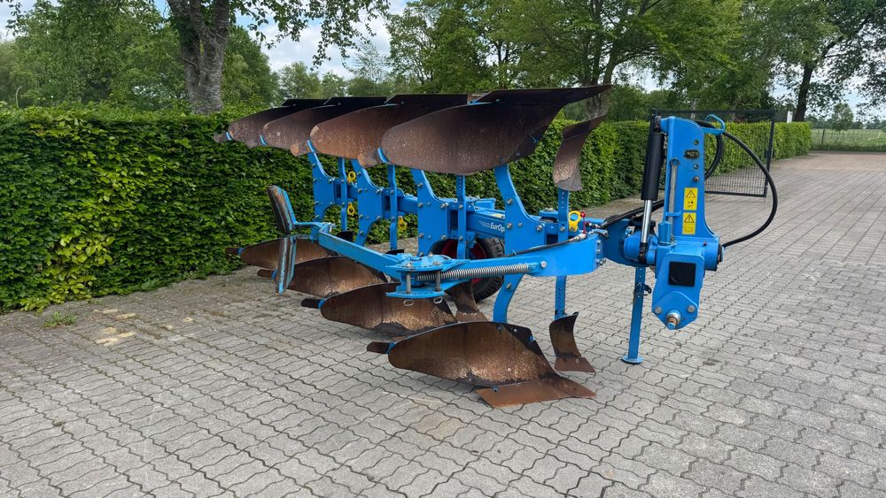Lemken Europal 7 Omoch Claas Arion, Belarus tortadi