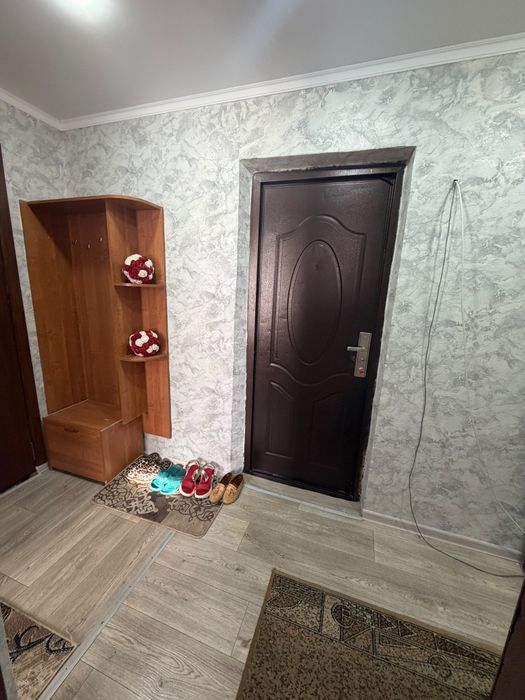 Продаю 2 комнатную квартиру в старом городе ру