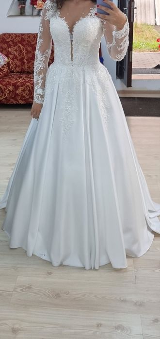 Vand rochie de mireasa tip A, mar 36-38