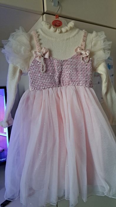 Rochita fete superba