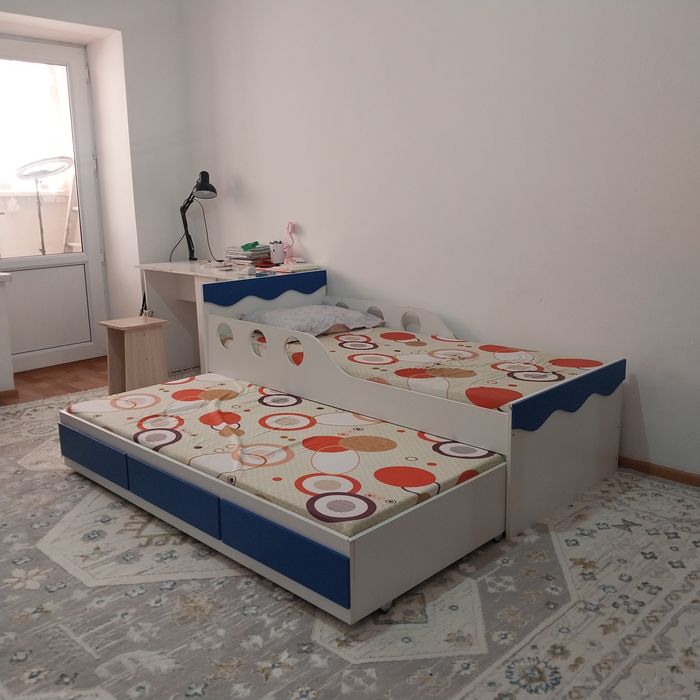 Детская кровать. Раскладной. Продам срочно.