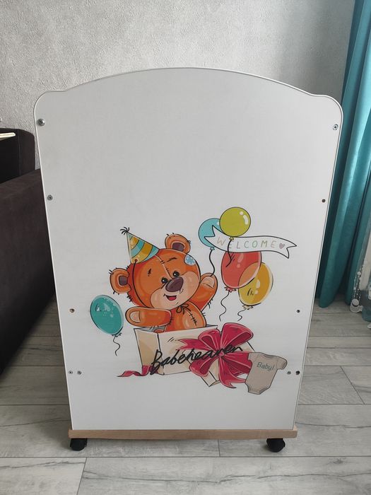 Продам детскую кроватку