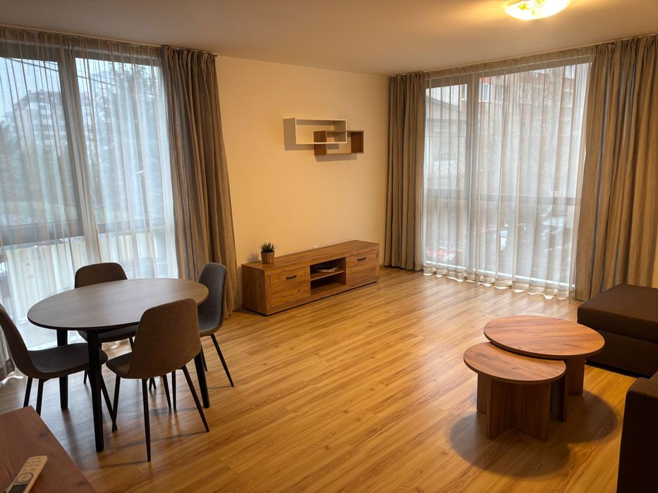 Апартамент  под наем 80кв.м