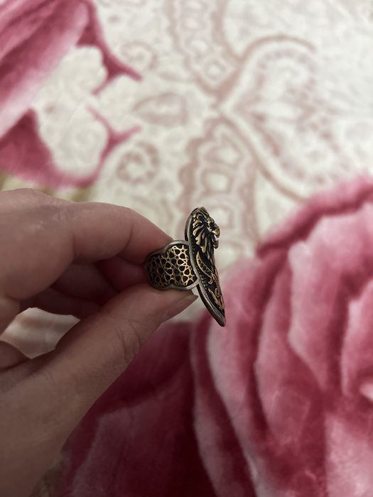 Продаю мужской кольцо серебро