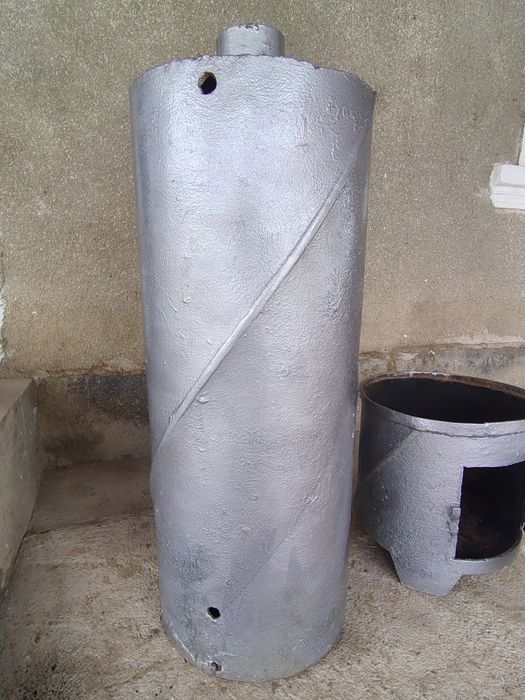 Vând boilar pe lemne