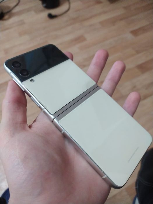 Продажа обмен flip 3