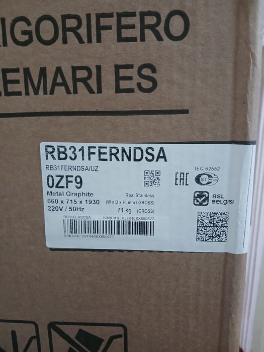 Холодильник Samsung refrigerator