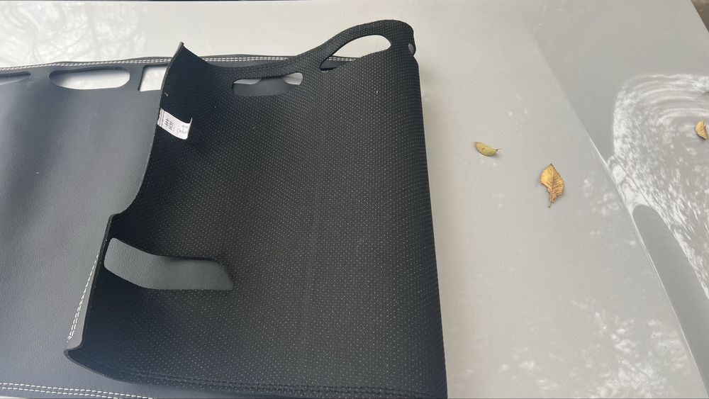 Накидка на панель автомобиля Поло