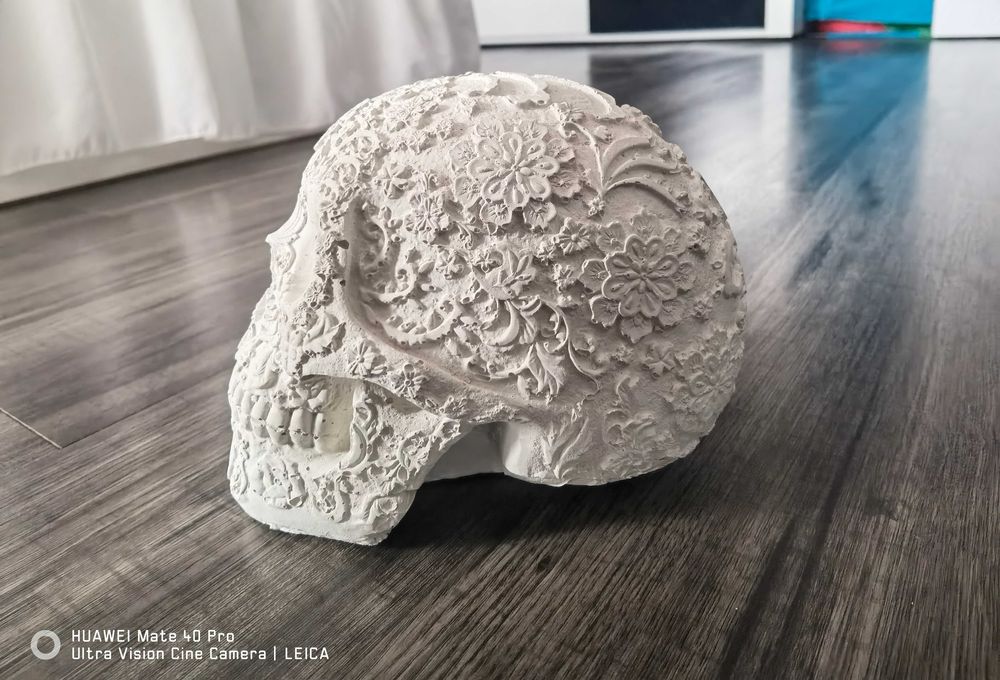 Гипсов череп - декоративен