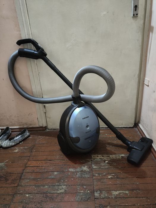 Samsung пылесос сотилади