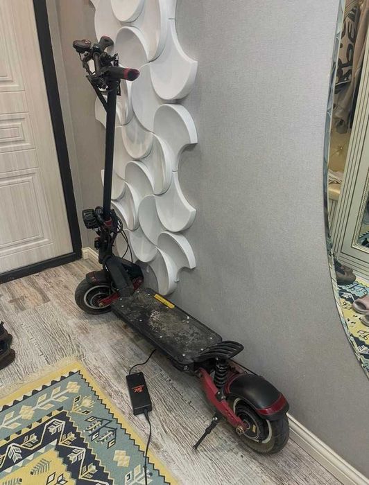 Электросамокат Kudoo G1